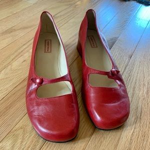Vintage 90’s Mary Janes